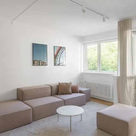 Fantastic 3-br W Balcony In Frederiksberg - 313