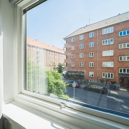 Fantastic 3-br W Balcony In Frederiksberg - 313 Kopenhagen